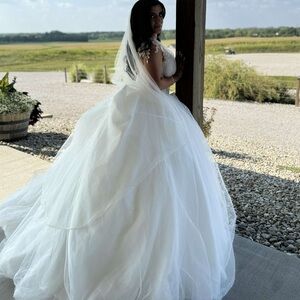 Bridal ballgown